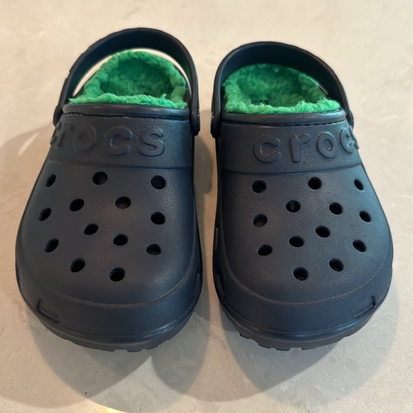 CROCS Hilo Navy Green Classic Clogs Size 3 J - Picture 2 of 7